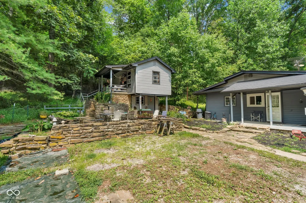 4224 Helmsburg Road Nashville, IN 47448