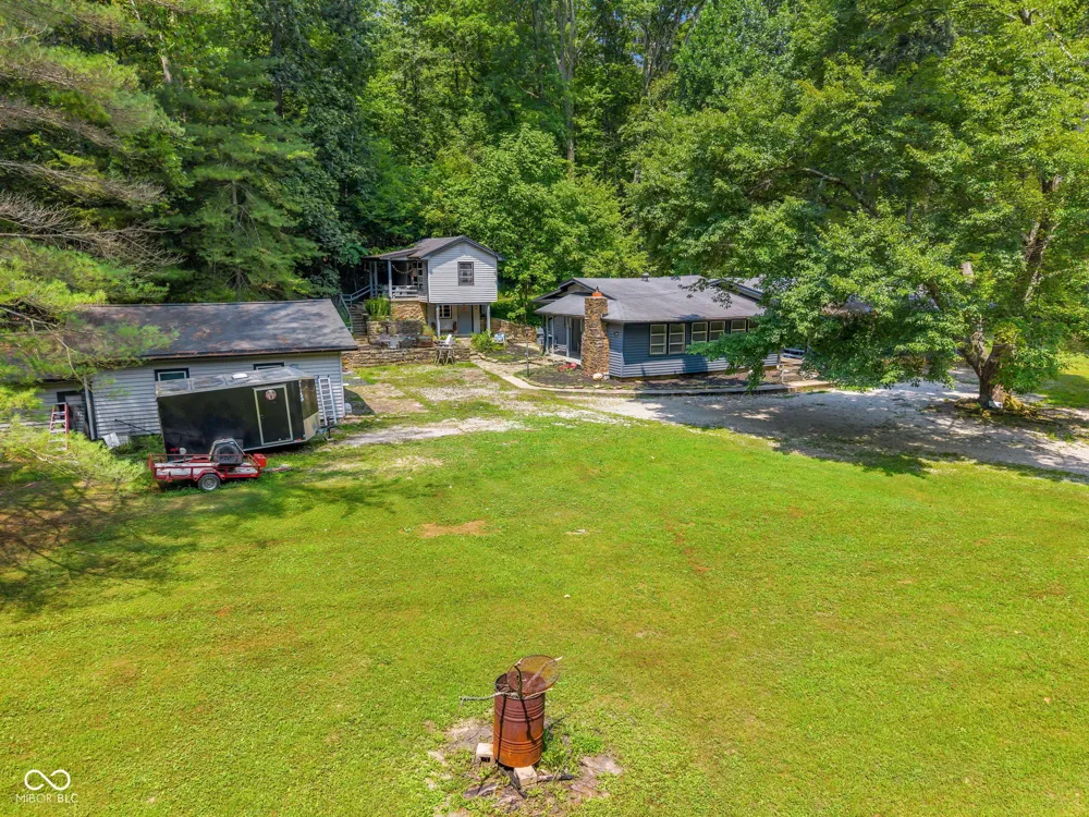 4224 Helmsburg Road Nashville, IN 47448