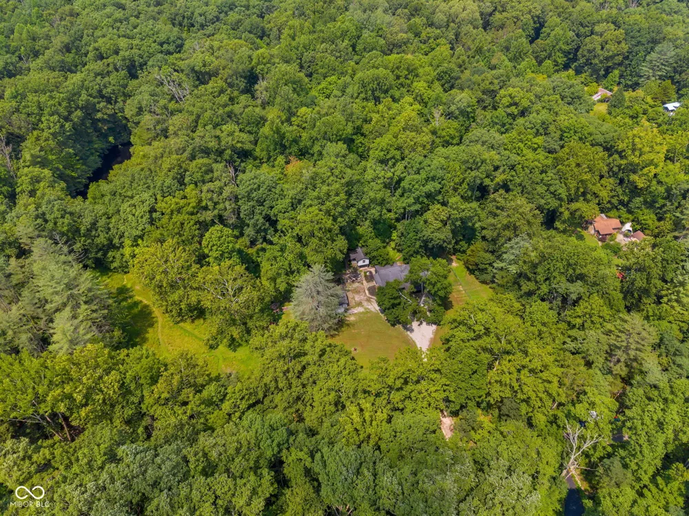 4224 Helmsburg Road Nashville, IN 47448