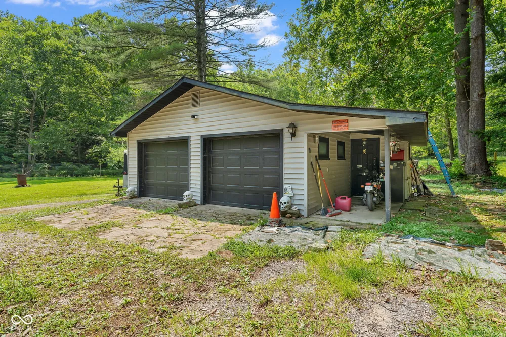 4224 Helmsburg Road Nashville, IN 47448