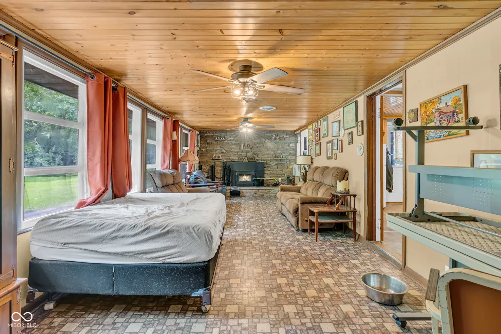 4224 Helmsburg Road Nashville, IN 47448