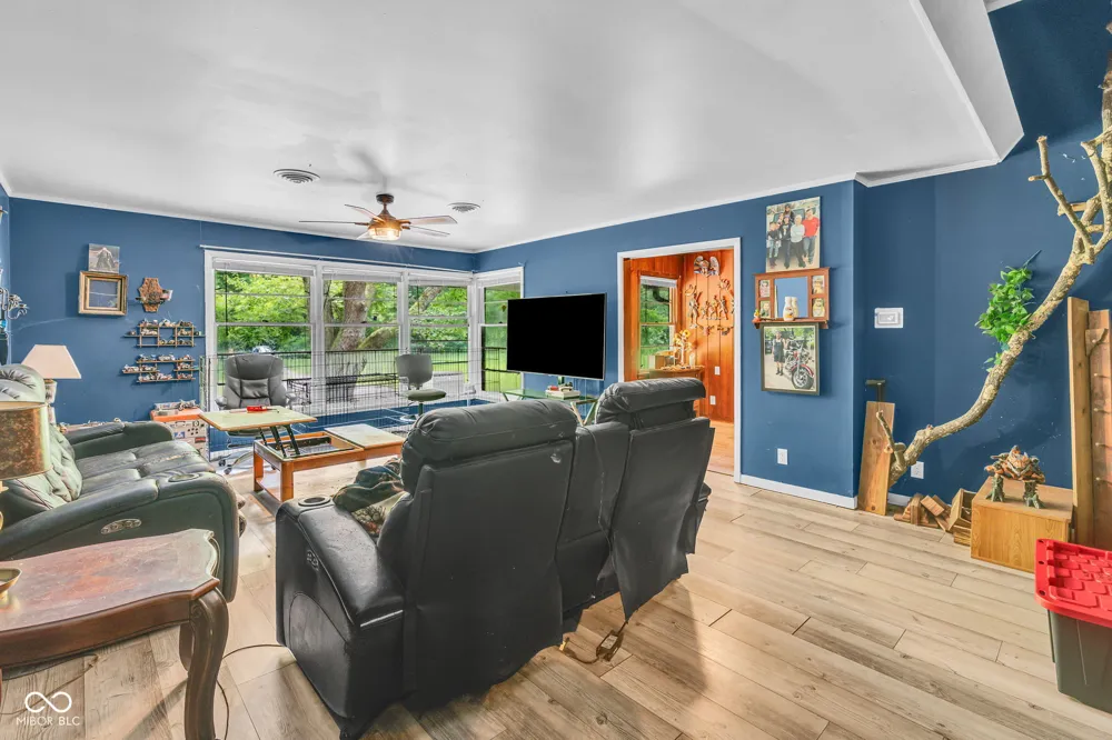 4224 Helmsburg Road Nashville, IN 47448