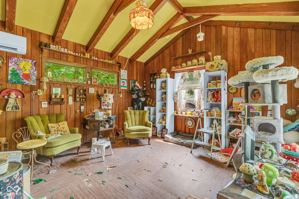 4224 Helmsburg Road Nashville, IN 47448