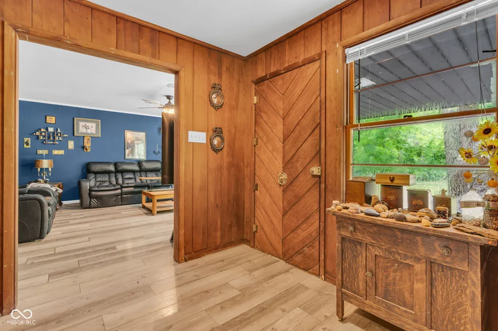 4224 Helmsburg Road Nashville, IN 47448