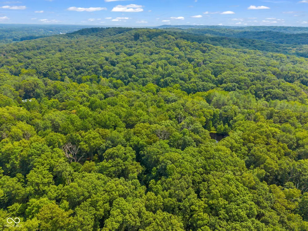 4224 Helmsburg Road Nashville, IN 47448