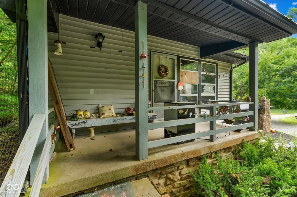 4224 Helmsburg Road Nashville, IN 47448