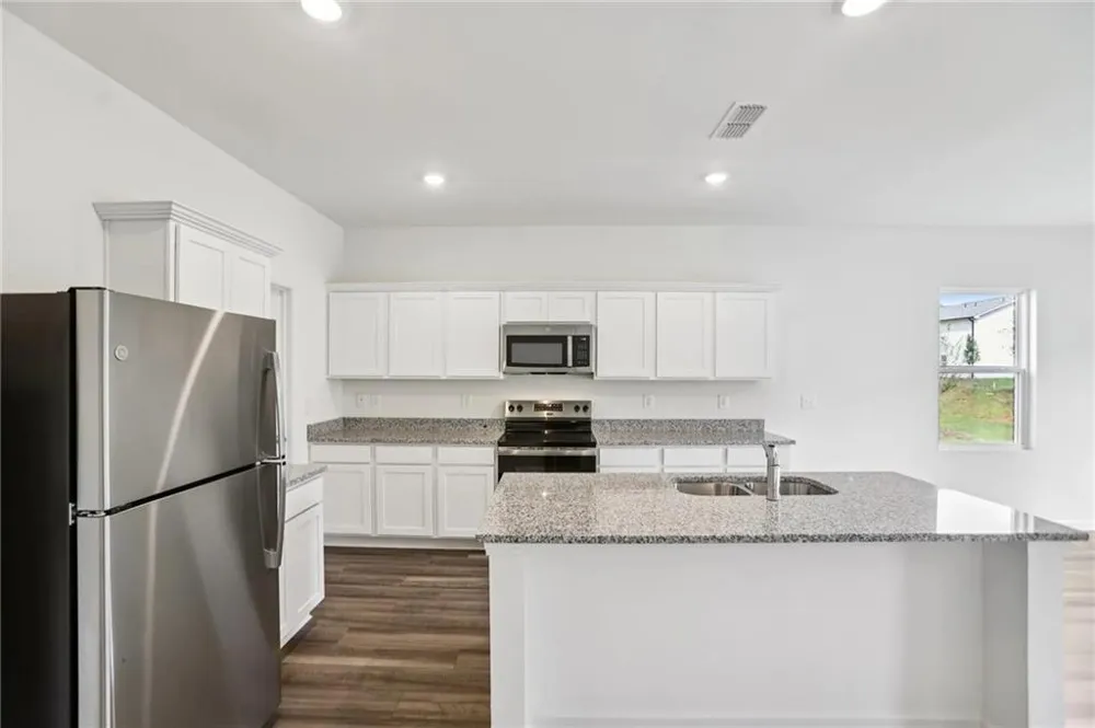 78 Ellenore Drive Bethlehem, GA 30620