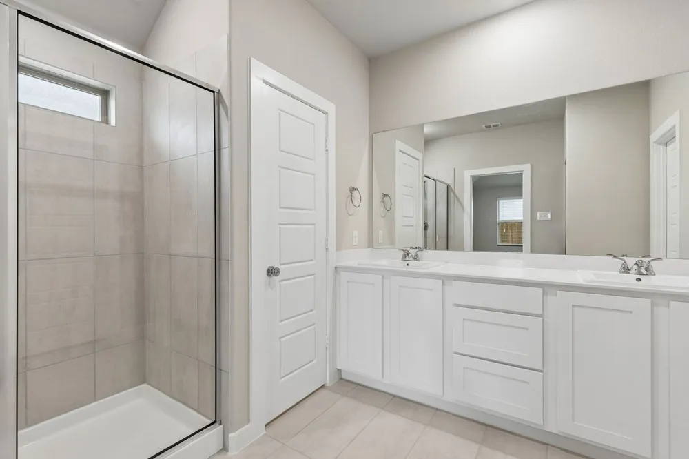 6648 Valley Lake Lane Crowley, TX 76123
