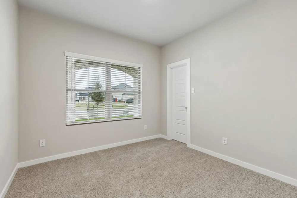 6648 Valley Lake Lane Crowley, TX 76123