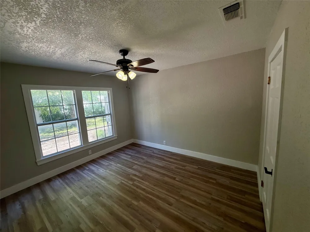 2700 Elizabeth Drive Brownwood, TX 76801