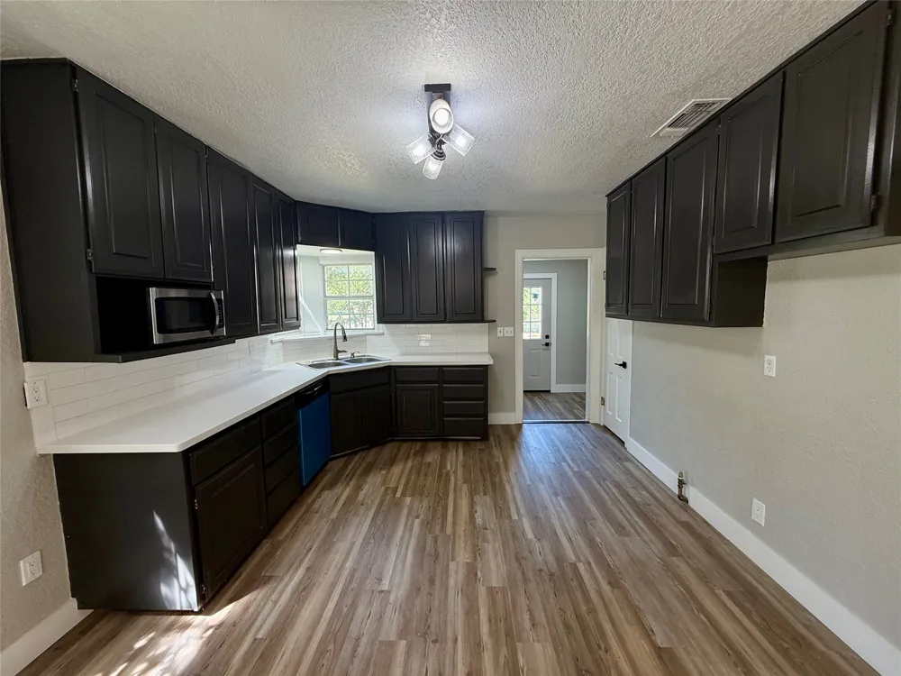 2700 Elizabeth Drive Brownwood, TX 76801