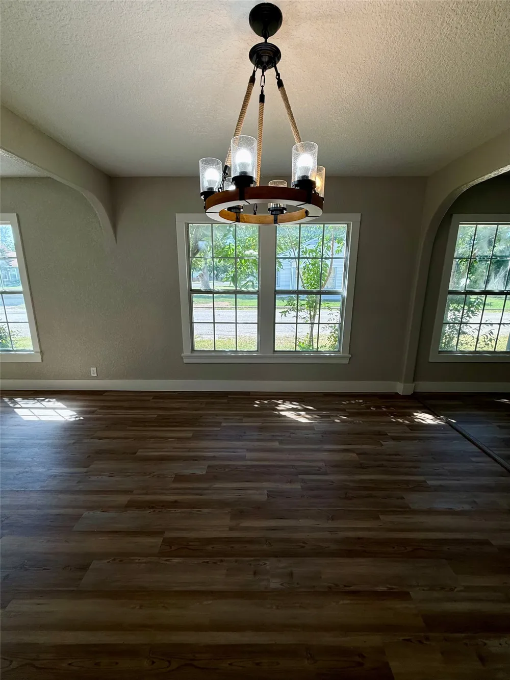 2700 Elizabeth Drive Brownwood, TX 76801
