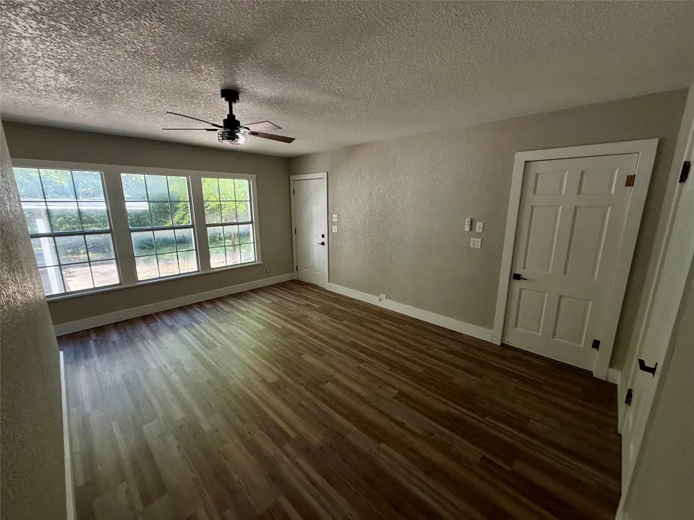 2700 Elizabeth Drive Brownwood, TX 76801