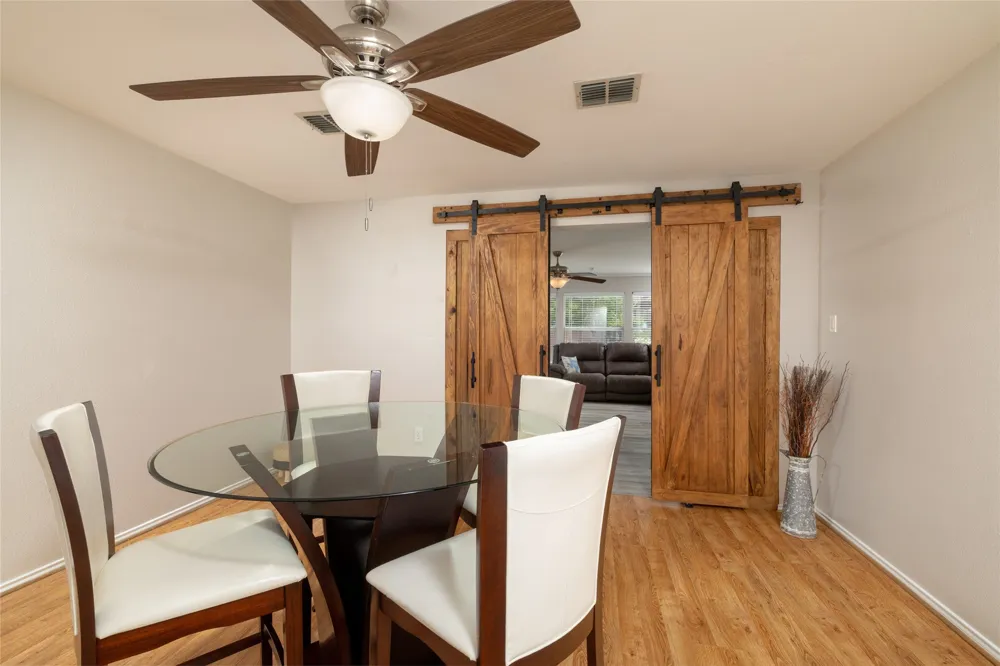 5916 Wisdom Creek Drive Dallas, TX 75249