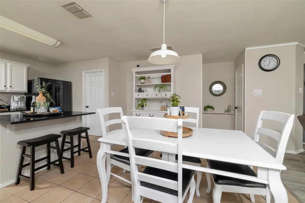 5916 Wisdom Creek Drive Dallas, TX 75249