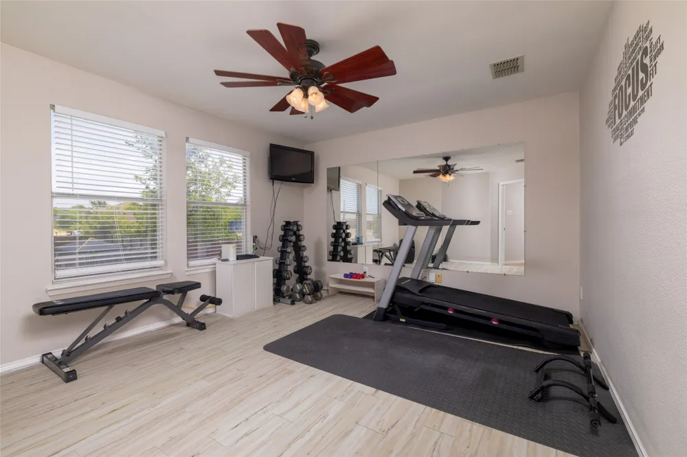 5916 Wisdom Creek Drive Dallas, TX 75249