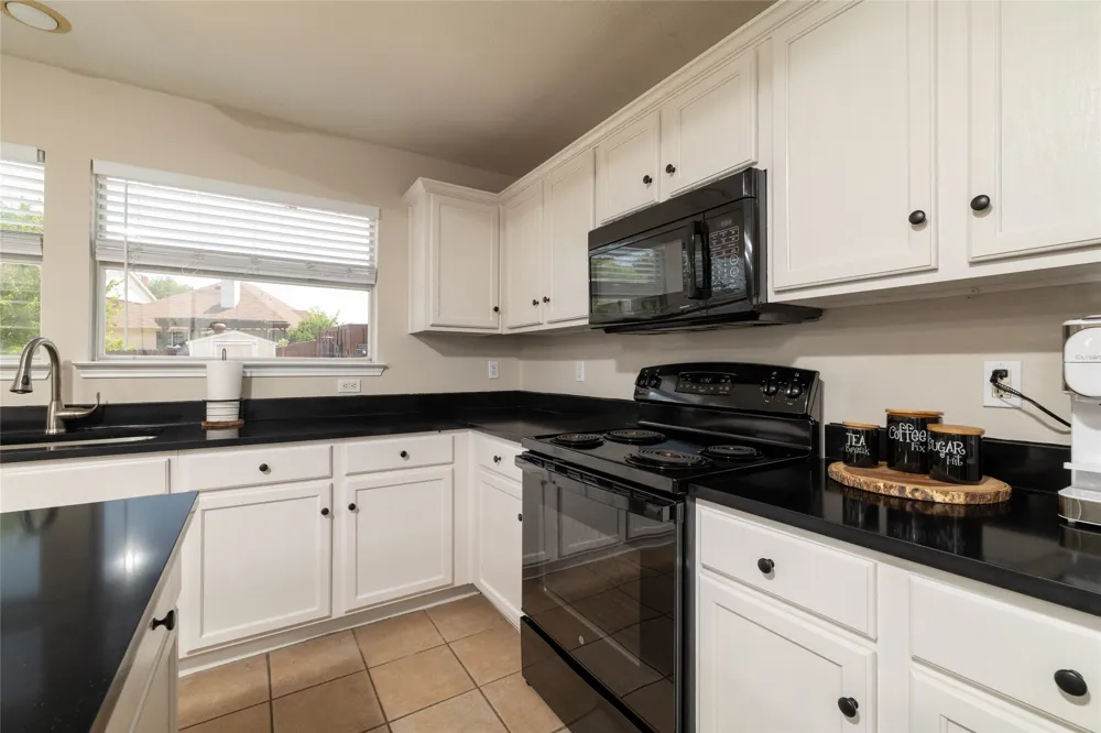 5916 Wisdom Creek Drive Dallas, TX 75249