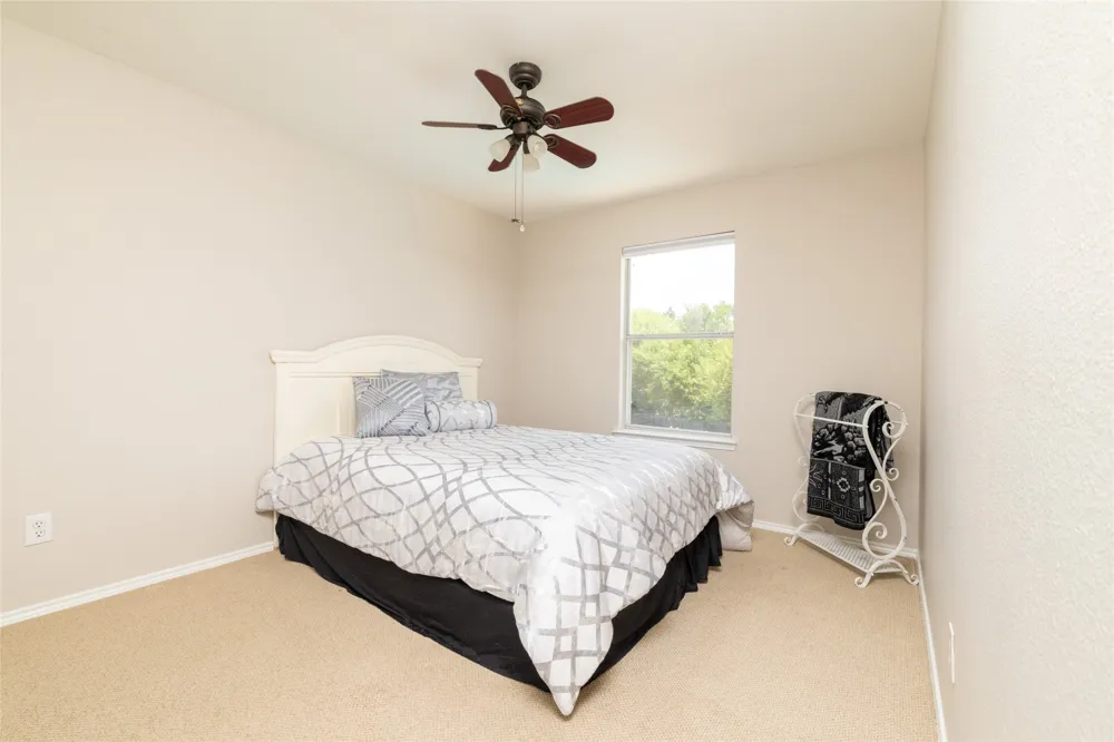 5916 Wisdom Creek Drive Dallas, TX 75249