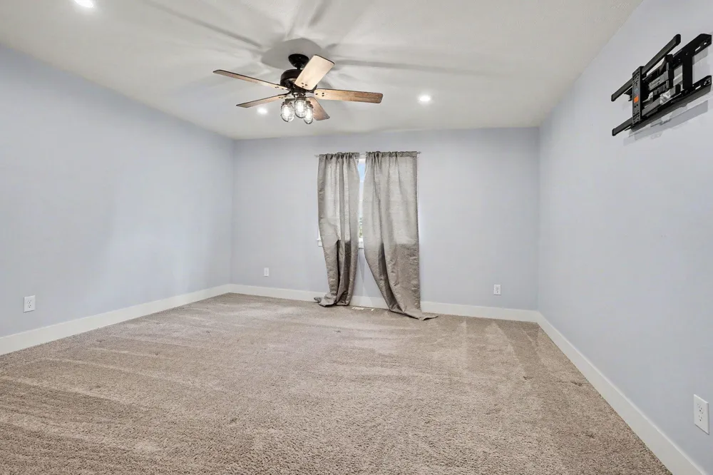 1193 Cooley Mill Lane Vicksburg, MI 49097