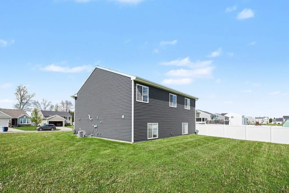 1193 Cooley Mill Lane Vicksburg, MI 49097