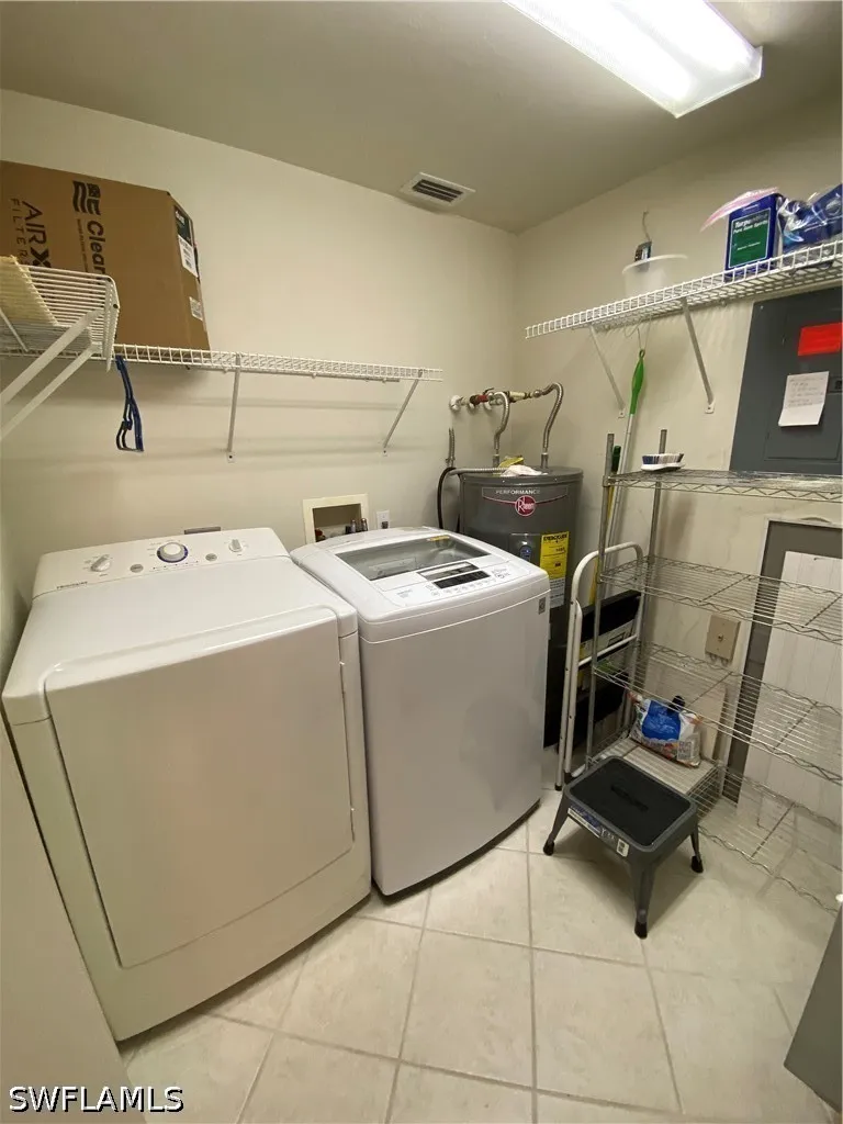 REGAL HURON CIRCLE #105 Naples, FL 34104