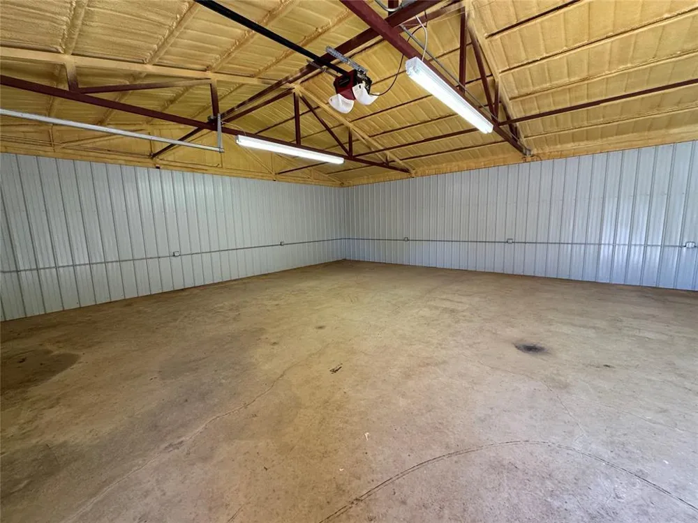 2449 Whispering Oak Drive Seminole, OK 74868