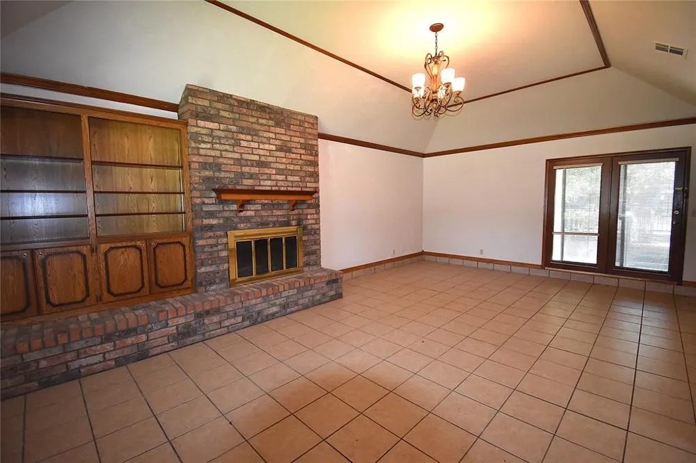 2449 Whispering Oak Drive Seminole, OK 74868