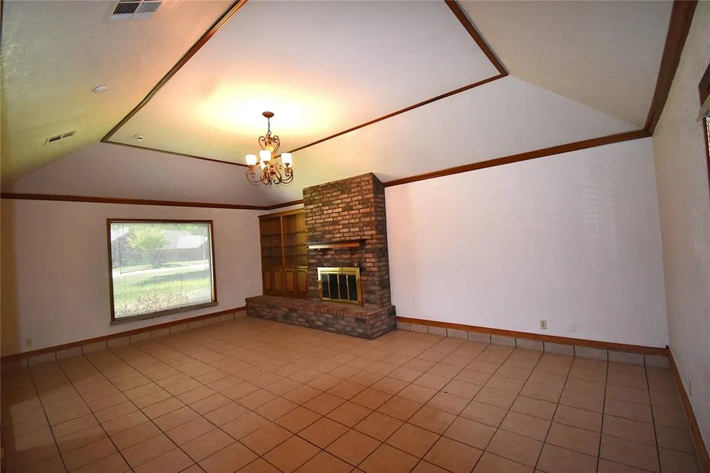 2449 Whispering Oak Drive Seminole, OK 74868