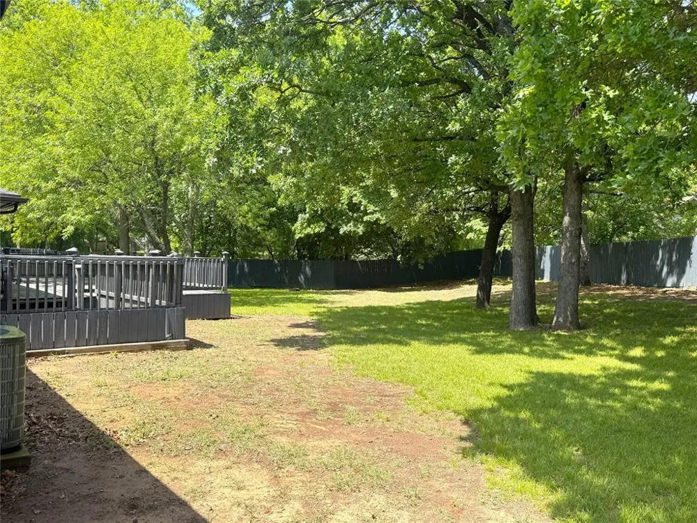 2449 Whispering Oak Drive Seminole, OK 74868