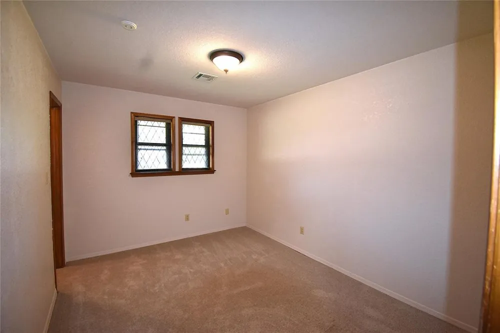 2449 Whispering Oak Drive Seminole, OK 74868