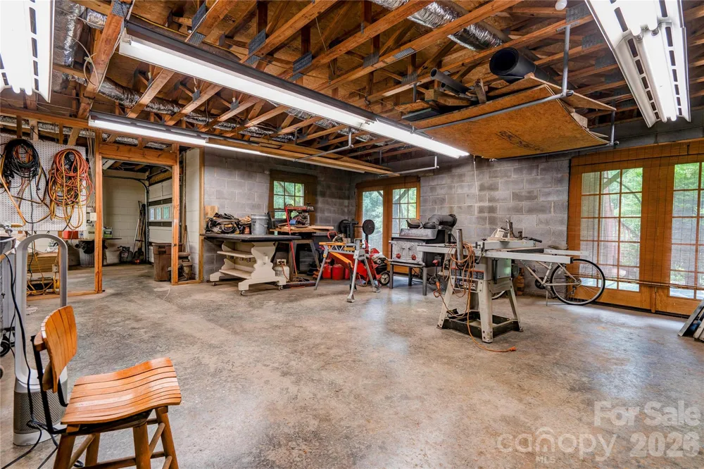 495 Shires Road Ellenboro, NC 28040