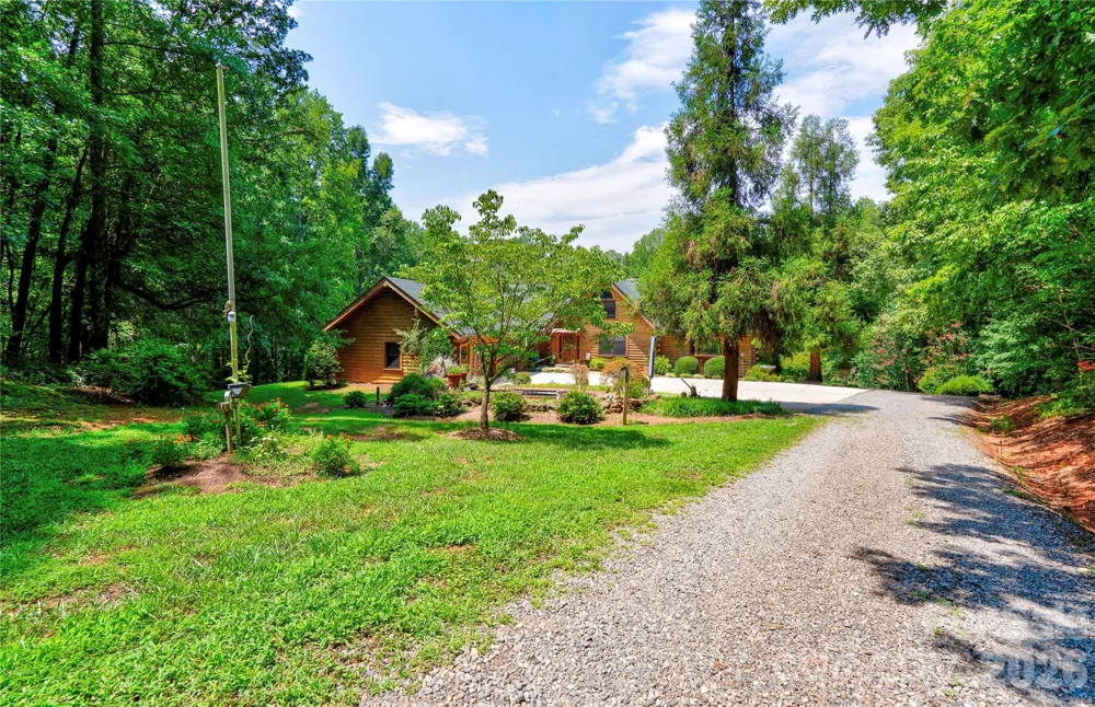 495 Shires Road Ellenboro, NC 28040