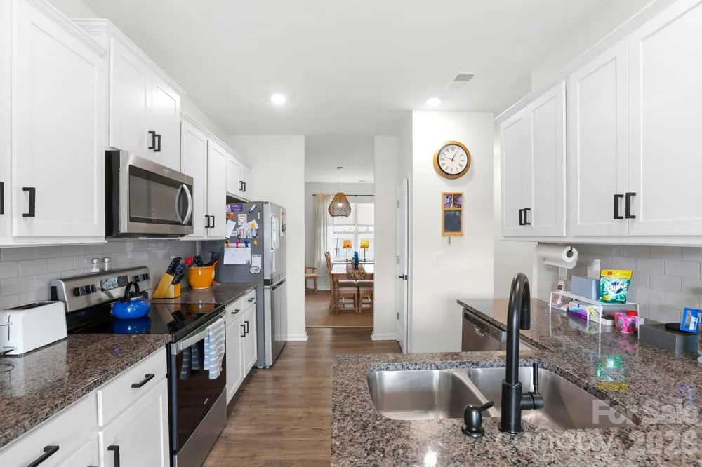 232 Marathon Lane Candler, NC 28715
