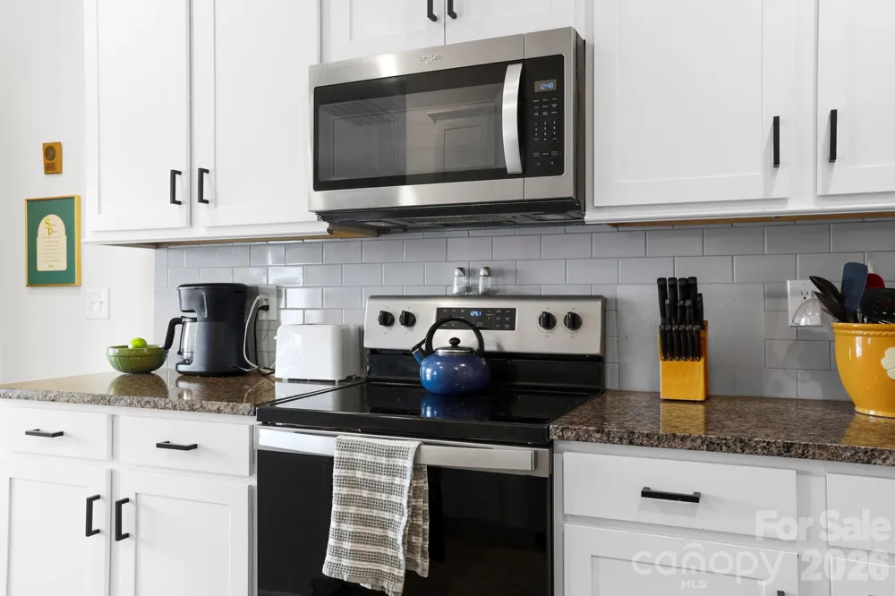232 Marathon Lane Candler, NC 28715