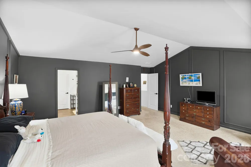 232 Marathon Lane Candler, NC 28715