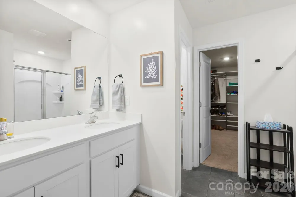 232 Marathon Lane Candler, NC 28715