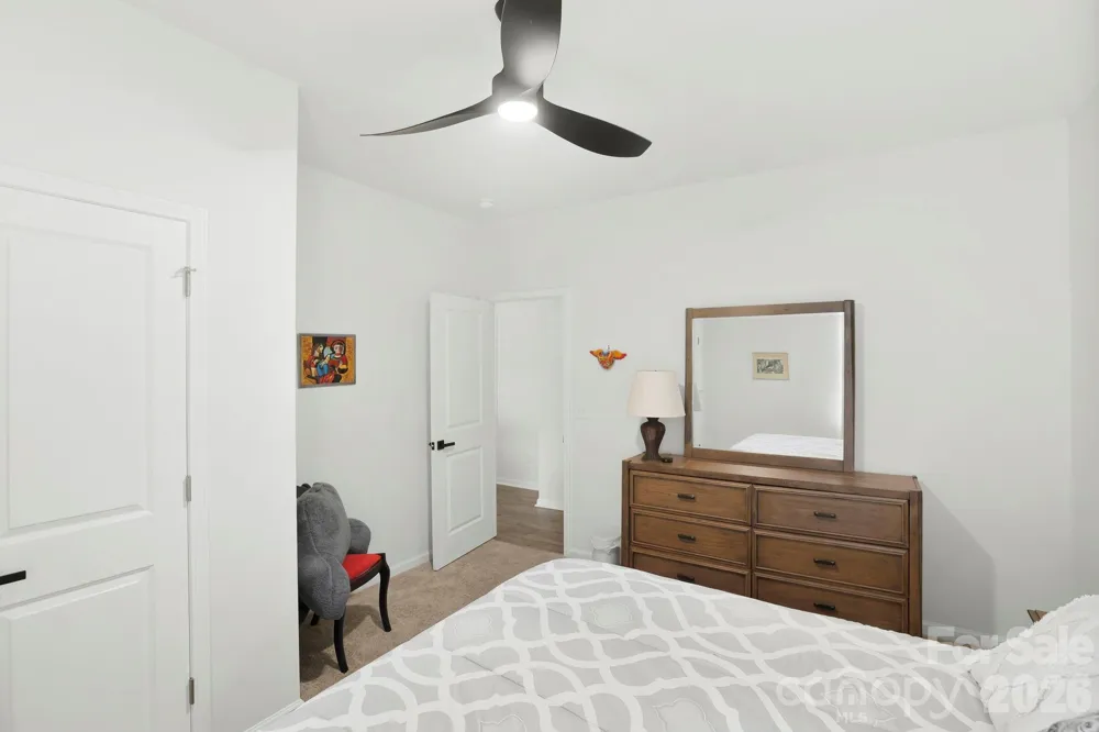 232 Marathon Lane Candler, NC 28715
