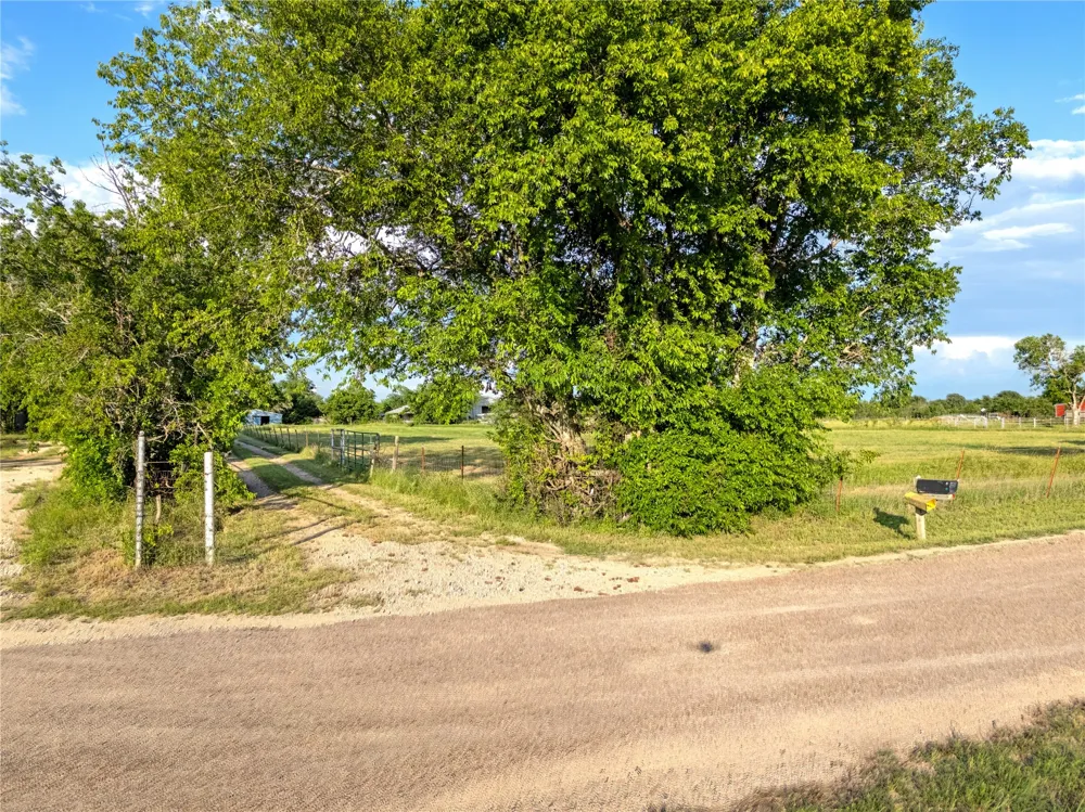 League Ranch Road Waco, TX 76705