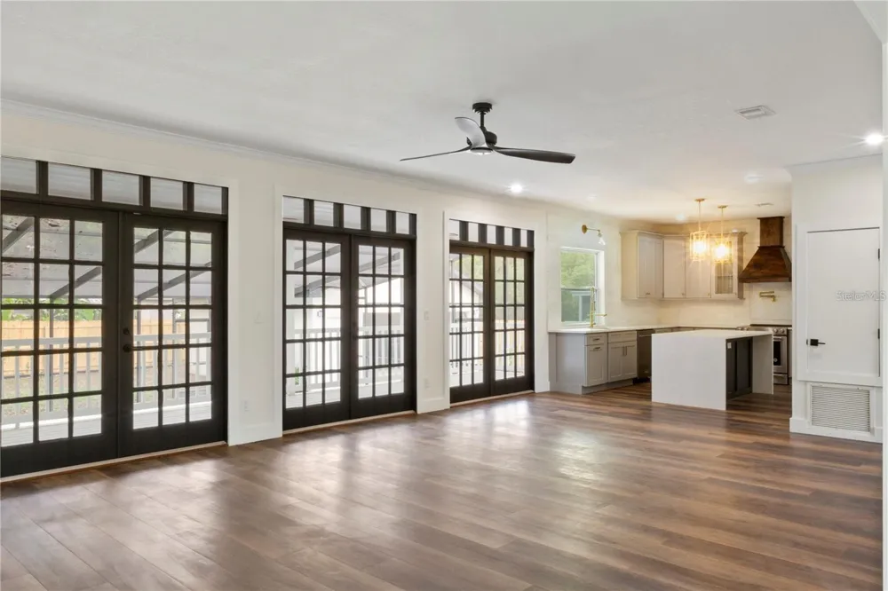 1368 HIBISCUS AVENUE Winter Park, FL 32789