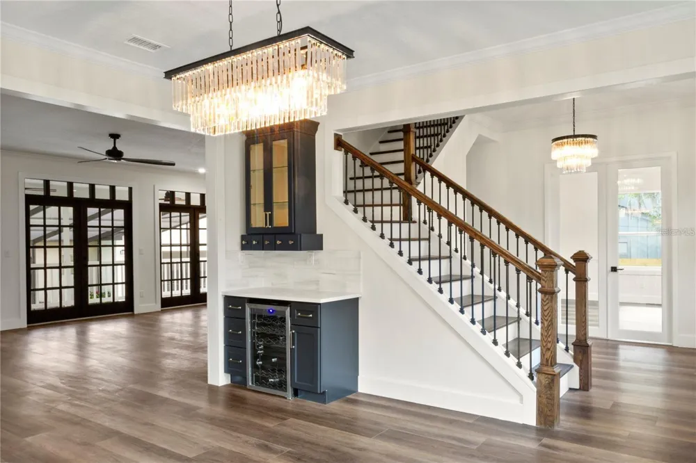 1368 HIBISCUS AVENUE Winter Park, FL 32789