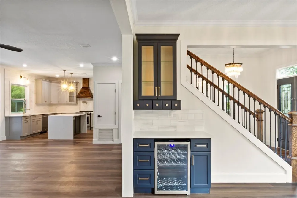 1368 HIBISCUS AVENUE Winter Park, FL 32789