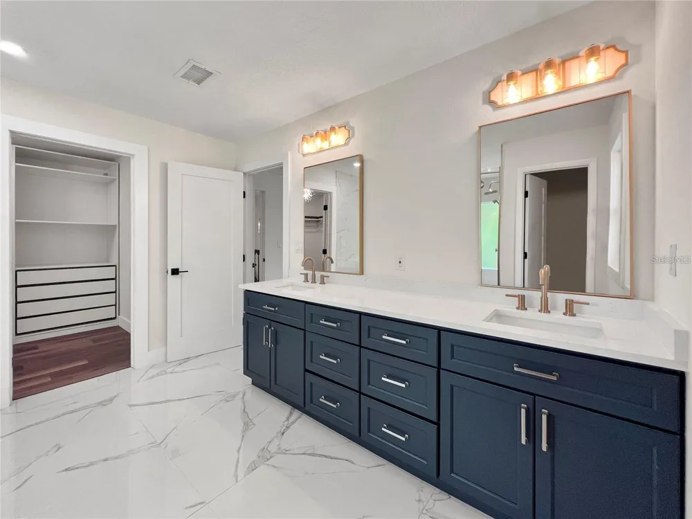 1368 HIBISCUS AVENUE Winter Park, FL 32789