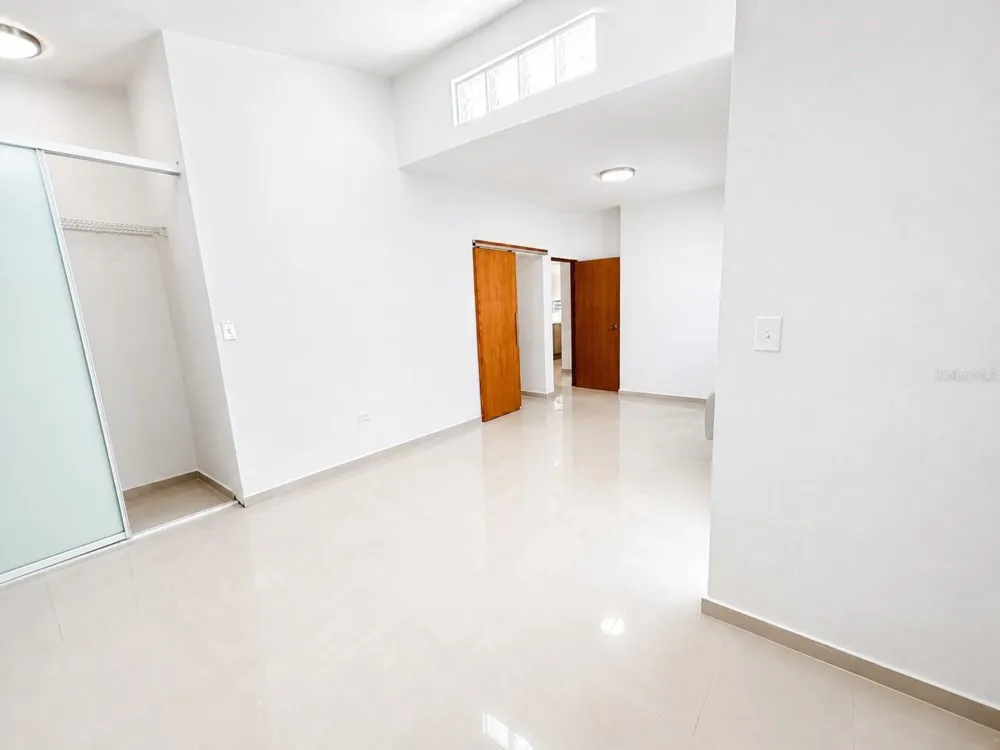563 SUNLIGHT SUMMIT HILLS San Juan, PR 00926