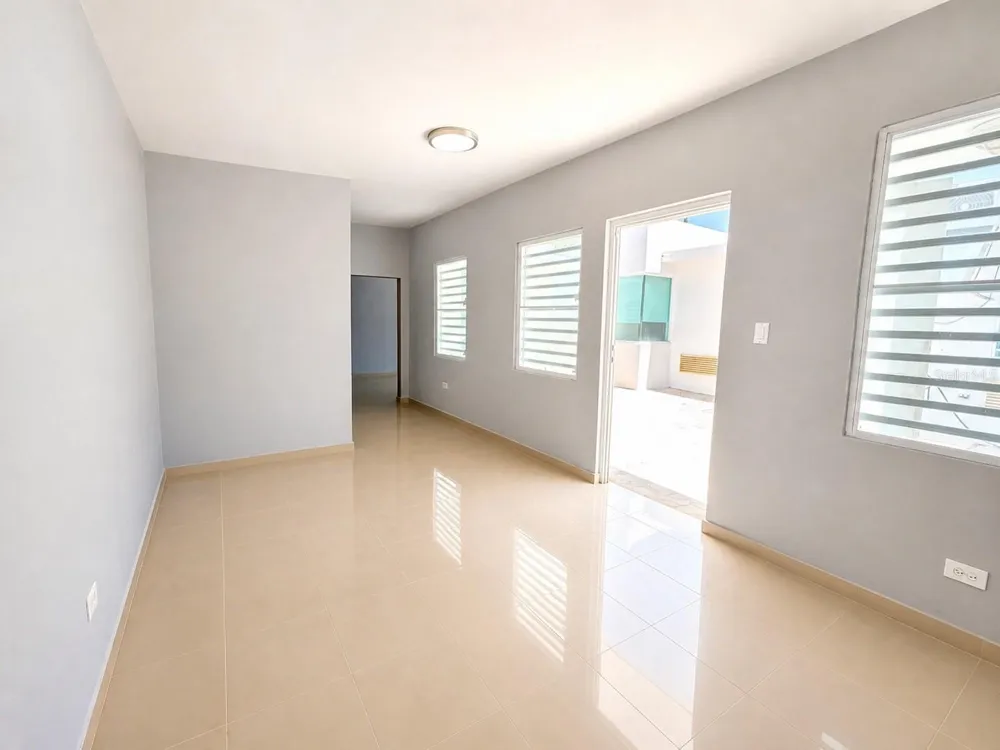 563 SUNLIGHT SUMMIT HILLS San Juan, PR 00926