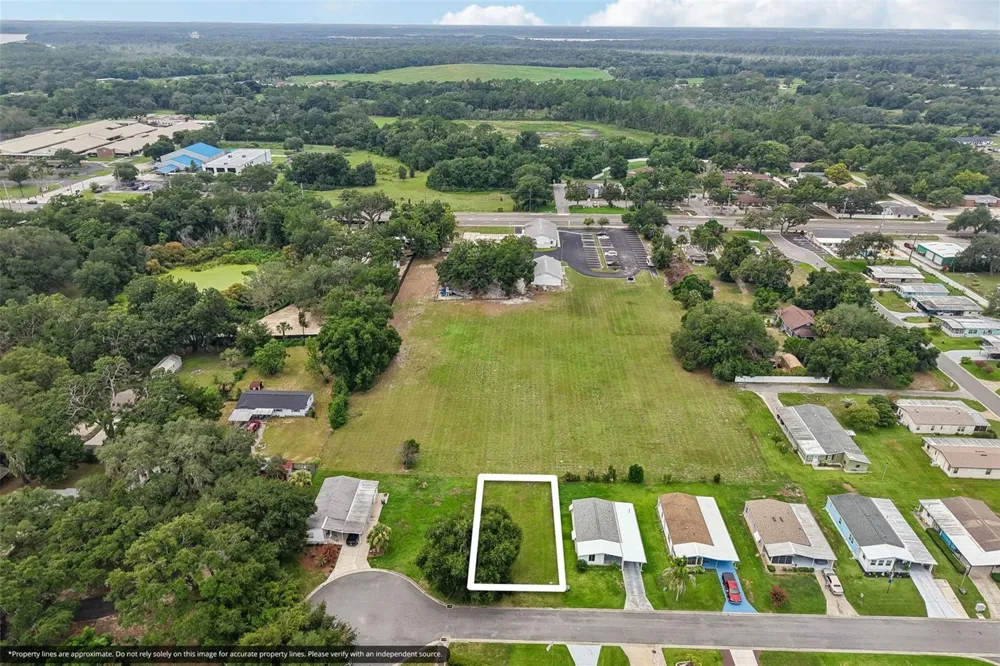 2341 W COACH N FOUR DRIVE Leesburg, FL 34748