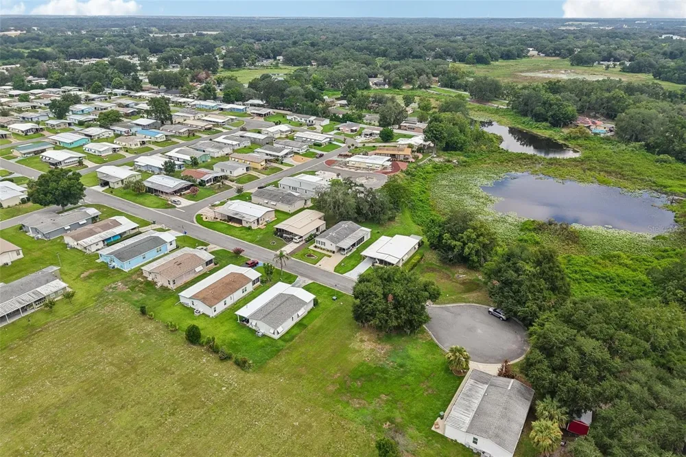 2341 W COACH N FOUR DRIVE Leesburg, FL 34748