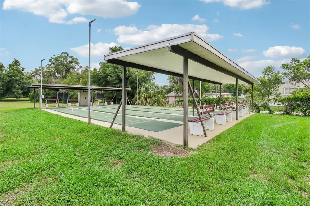 2341 W COACH N FOUR DRIVE Leesburg, FL 34748