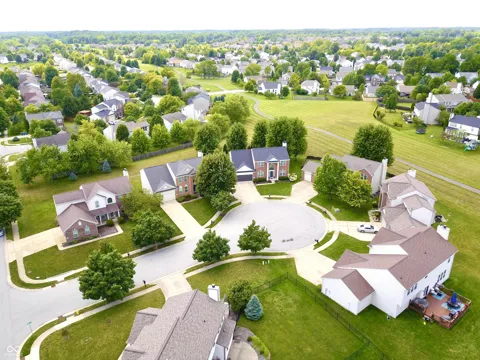 6225 Awl Court