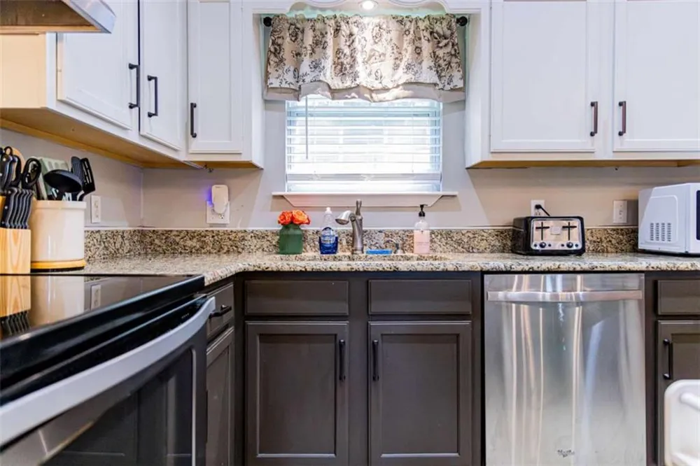 608 Ward Mountain Road Kingston, GA 30145