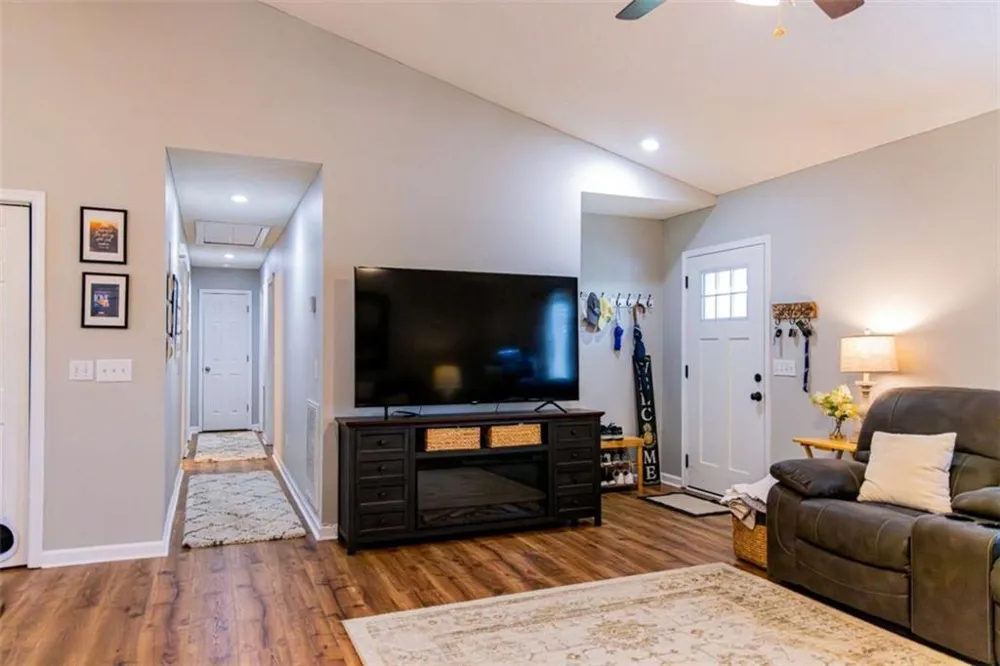 608 Ward Mountain Road Kingston, GA 30145